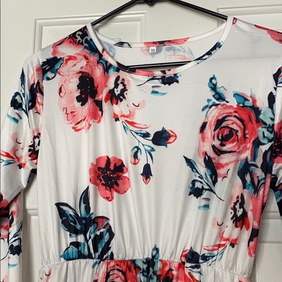 NWOT Vintage Flower Casual Floor Length Maxi Dress - Picture 4 of 5